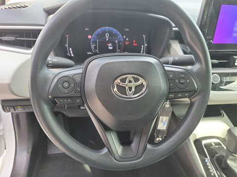 Used 2026 Toyota Corolla LE FWD image 26