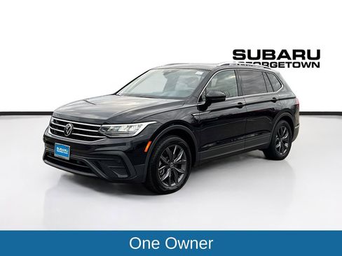 Used 2022 Volkswagen Tiguan SE image 3