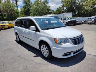 Used 2016 Chrysler Town & Country Touring image 1