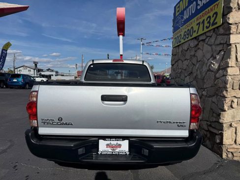 Used 2006 Toyota Tacoma PreRunner image 5