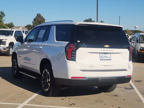 New 2026 Chevrolet Tahoe LS image 3