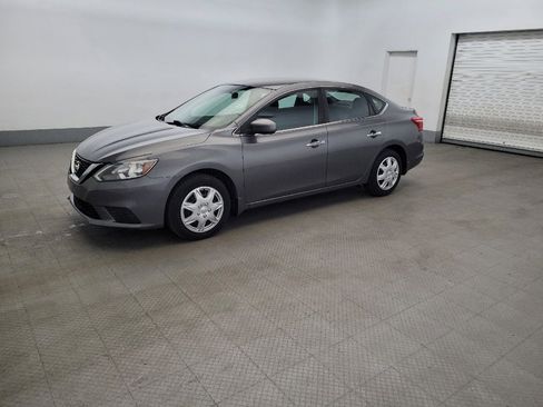Used 2017 Nissan Sentra S FWD image 2