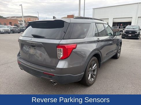 Certified 2022 Ford Explorer XLT w/ Equipment Group 202A image 7