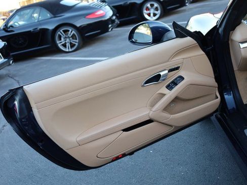 Used 2014 Porsche Boxster S image 22