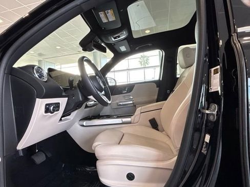 Certified 2026 Mercedes-Benz GLB 250 4MATIC image 12