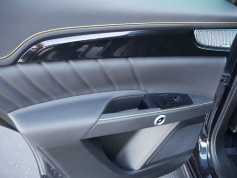 Used 2023 Maserati Grecale Modena image 19