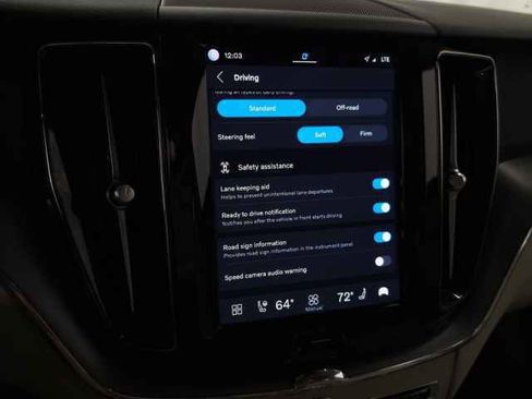 Used 2024 Volvo XC60 B5 Core w/ Protection Package Premier image 27