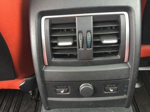 Used 2017 BMW 330i xDrive Sedan image 32