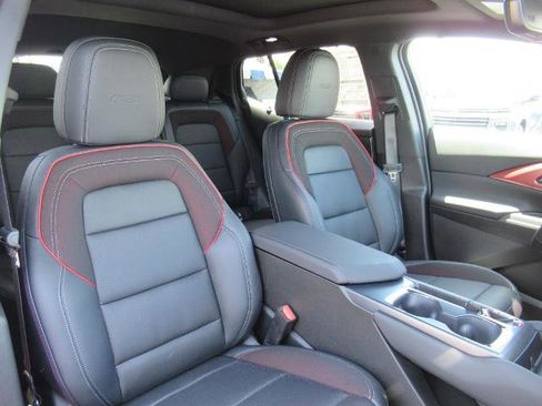 New 2025 Chevrolet Equinox EV RS image 10