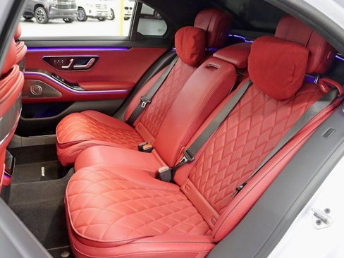 Used 2023 Mercedes-Benz S 580 4MATIC Sedan image 26