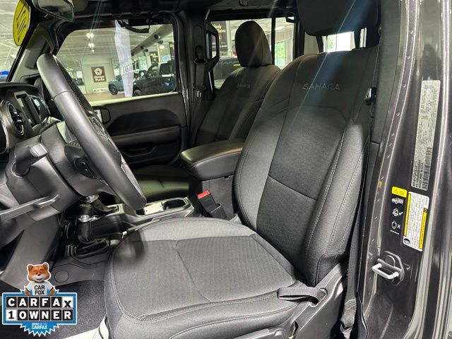 Used 2021 Jeep Wrangler Unlimited Sahara w/ Cold Weather Group AWD/4WD image 18