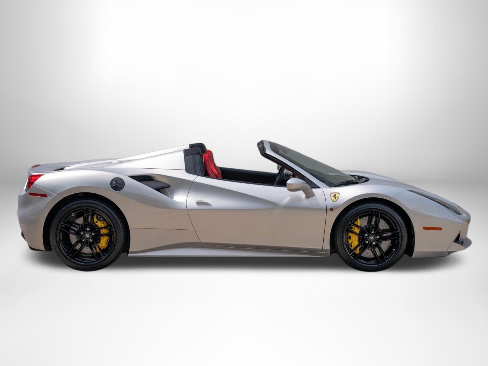 Used 2017 Ferrari 488 Spider RWD image 7