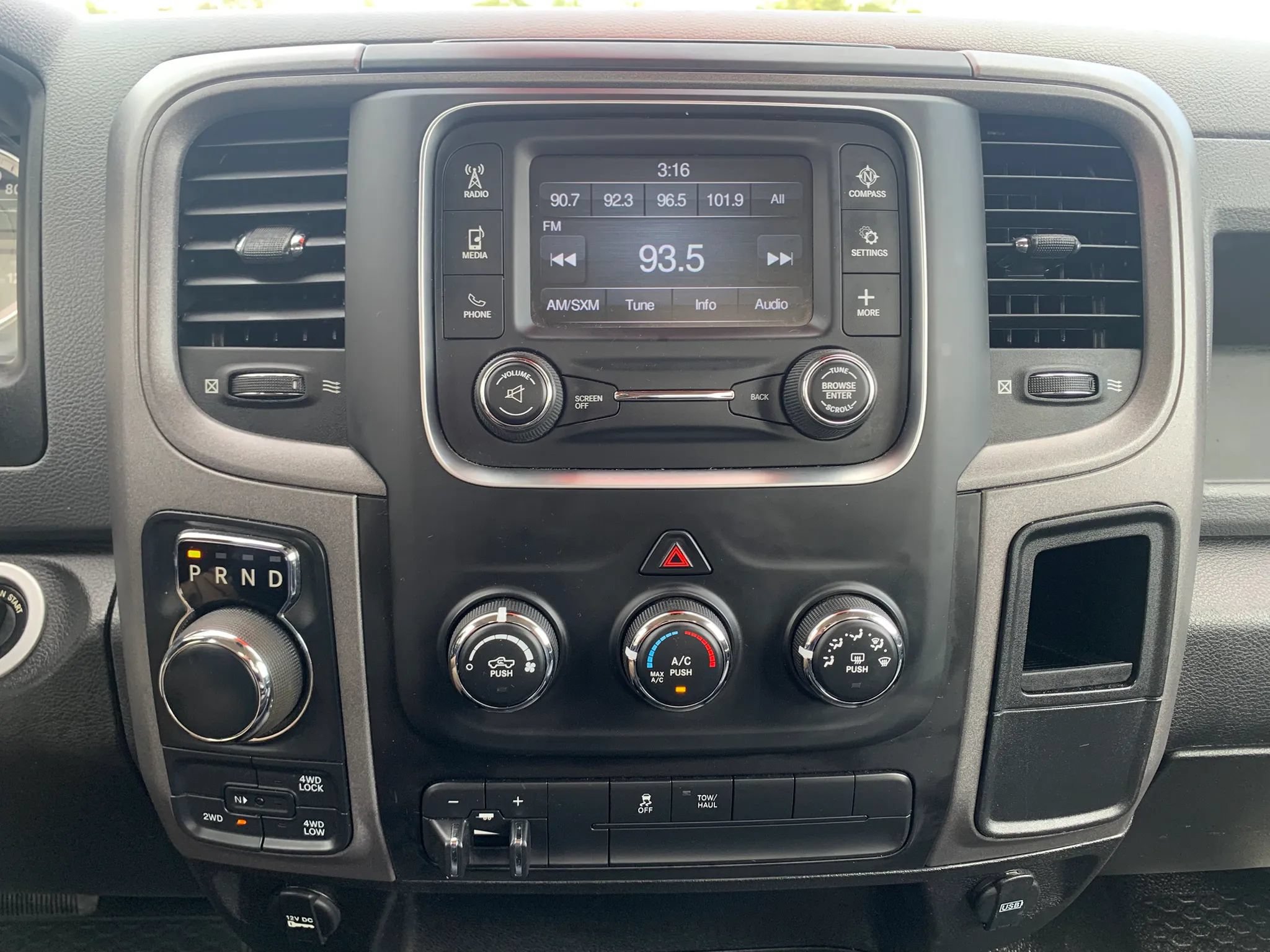 Used 2020 RAM 1500 Tradesman w/ Power & Remote Entry Group AWD/4WD image 15