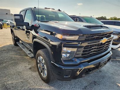 Used 2025 Chevrolet Silverado 2500 Custom w/ Custom Value Package