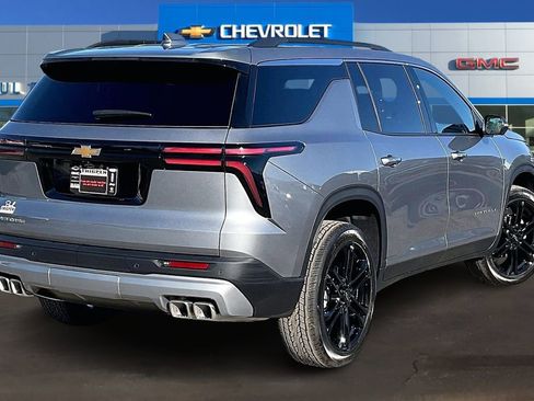 New 2026 Chevrolet Traverse LT w/ Driver Confidence Package FWD image 18