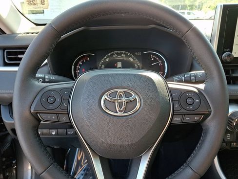 Certified 2023 Toyota RAV4 XLE w/ Convenience Package AWD/4WD image 21