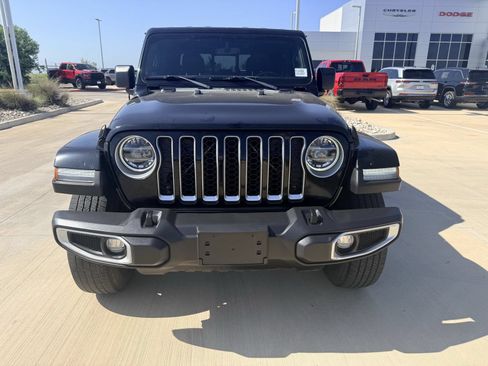 Used 2022 Jeep Gladiator Overland w/ Popular Equipment Package AWD/4WD image 6