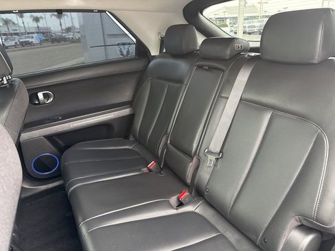 Used 2023 Hyundai Ioniq 5 Limited image 16