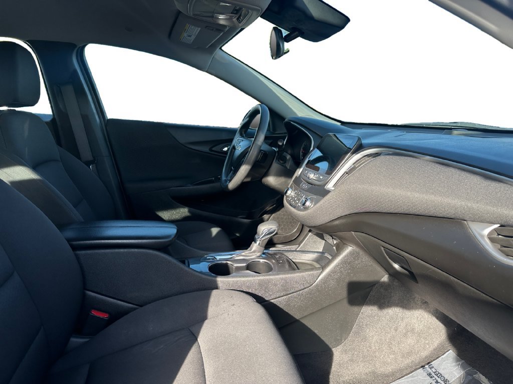 Used 2024 Chevrolet Malibu LT FWD image 14