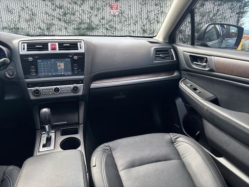 Used 2016 Subaru Outback 2.5i Limited image 28