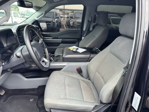 Certified 2025 Ford F150 Lightning XLT AWD/4WD image 11