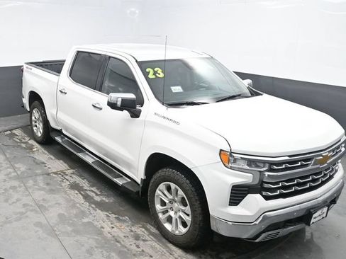 Used 2023 Chevrolet Silverado 1500 LTZ AWD/4WD image 23