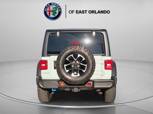 Used 2024 Jeep Wrangler Unlimited Rubicon 4xe w/ Technology Group image 7