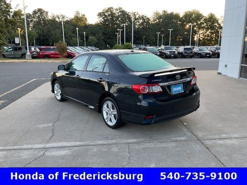 Used 2013 Toyota Corolla S w/ Premium Pkg FWD image 4