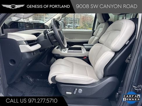 Used 2025 Lincoln Navigator L Reserve AWD/4WD image 19