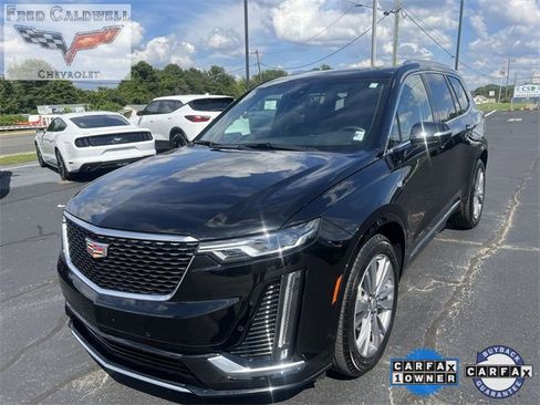 Certified 2025 Cadillac XT6 Premium Luxury image 1