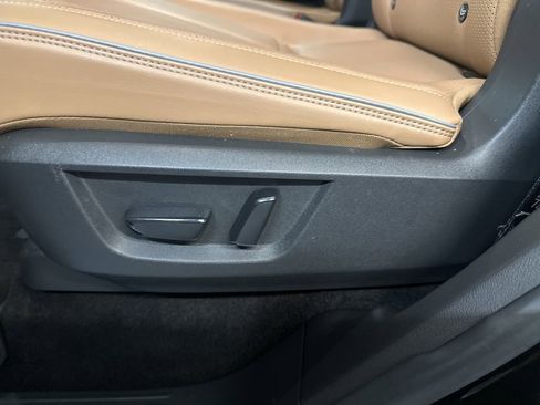 Certified 2025 INFINITI QX80 Sensory image 36