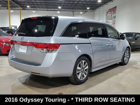 Used 2016 Honda Odyssey Touring image 9