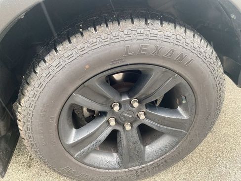 Certified 2021 RAM 1500 Warlock w/ Luxury Group AWD/4WD image 7