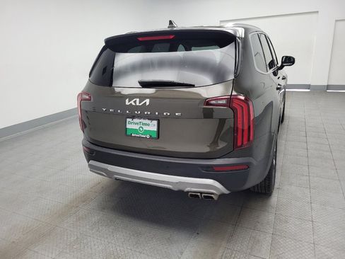 Used 2022 Kia Telluride EX w/ EX Premium Package FWD image 7