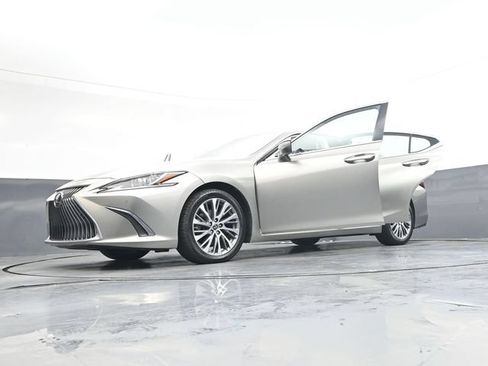 Used 2019 Lexus ES 350 w/ Premium Package FWD image 47