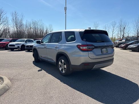 Certified 2025 Honda Pilot EX-L image 9