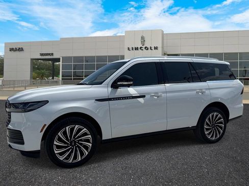 New 2026 Lincoln Navigator Black Label AWD/4WD image 7