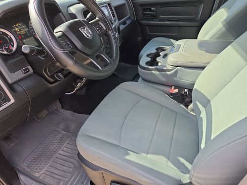 Used 2017 RAM 2500 Tradesman w/ Chrome Appearance Group AWD/4WD image 10