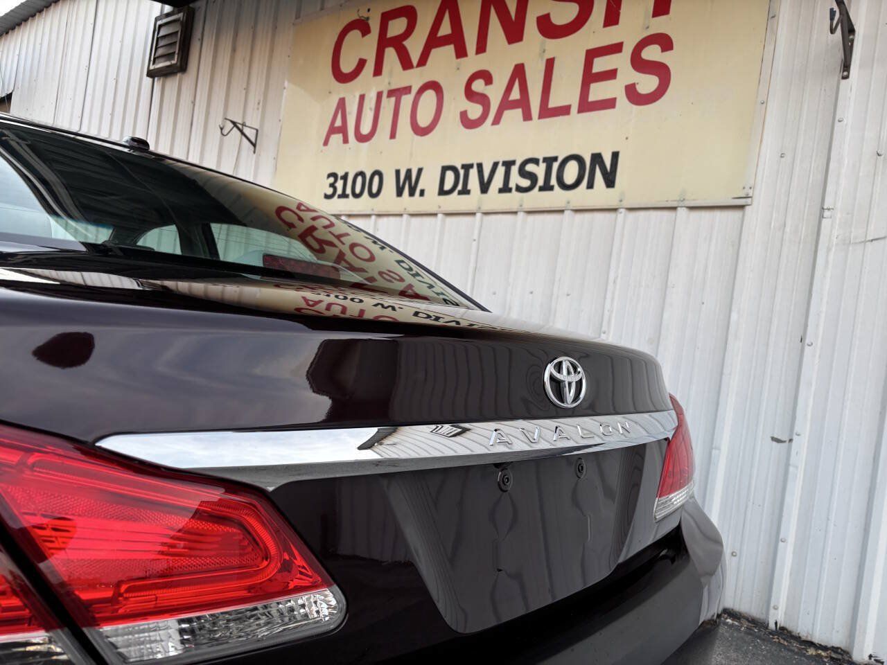 Used 2012 Toyota Avalon FWD image 10