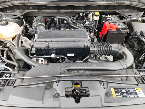 Used 2025 Ford Escape ST-Line image 37