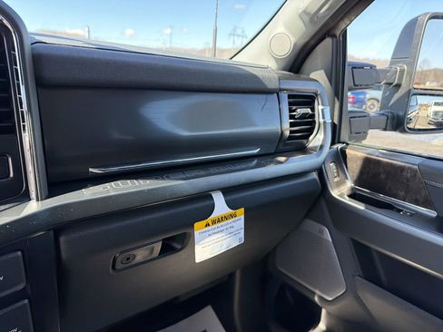 New 2026 Ford F250 Lariat w/ Black Appearance Package AWD/4WD image 25