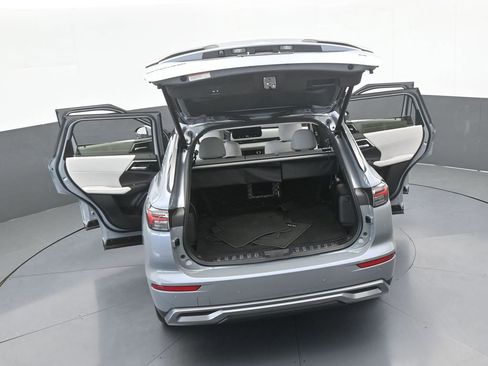 Used 2025 Mitsubishi Outlander SE FWD image 75