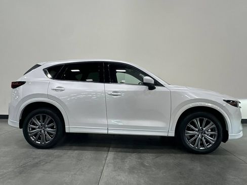 Used 2025 MAZDA CX-5 Signature AWD/4WD image 3