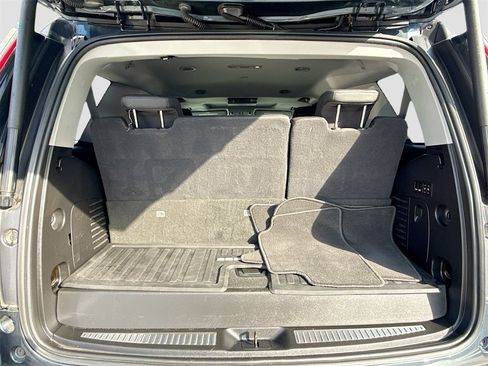 Used 2020 Cadillac Escalade Luxury image 30