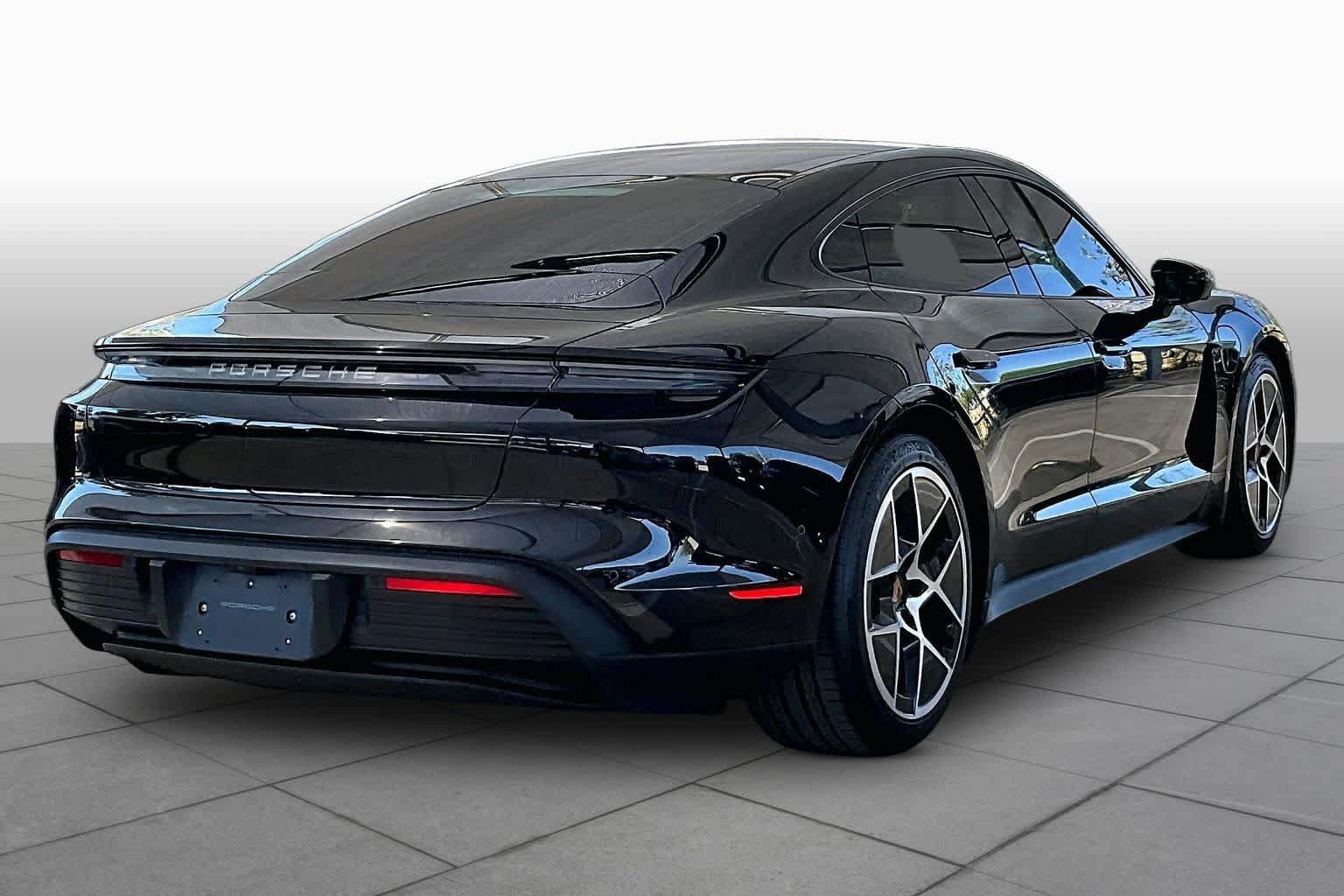 Used 2025 Porsche Taycan RWD image 11