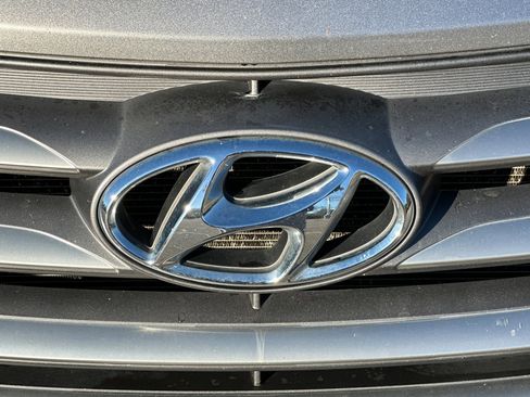 Used 2017 Hyundai Santa Fe Sport image 45