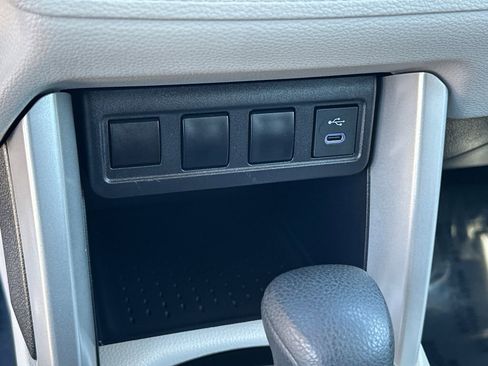 Certified 2025 Toyota Corolla Cross L image 27