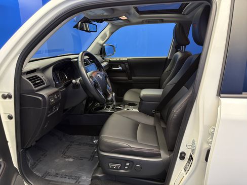 Used 2023 Toyota 4Runner TRD Off-Road Premium w/ Off Road Premium Plus Package AWD/4WD image 13
