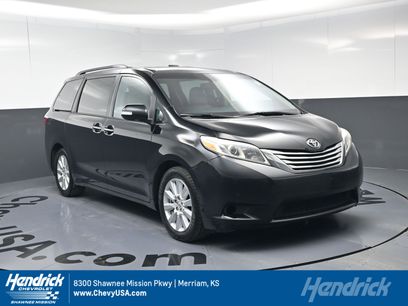 Used 2017 Toyota Sienna Limited Premium