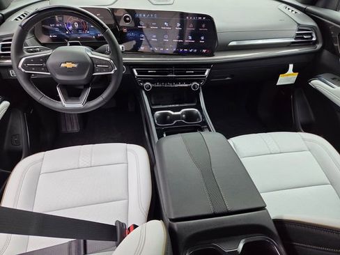 New 2026 Chevrolet Traverse High Country FWD image 20